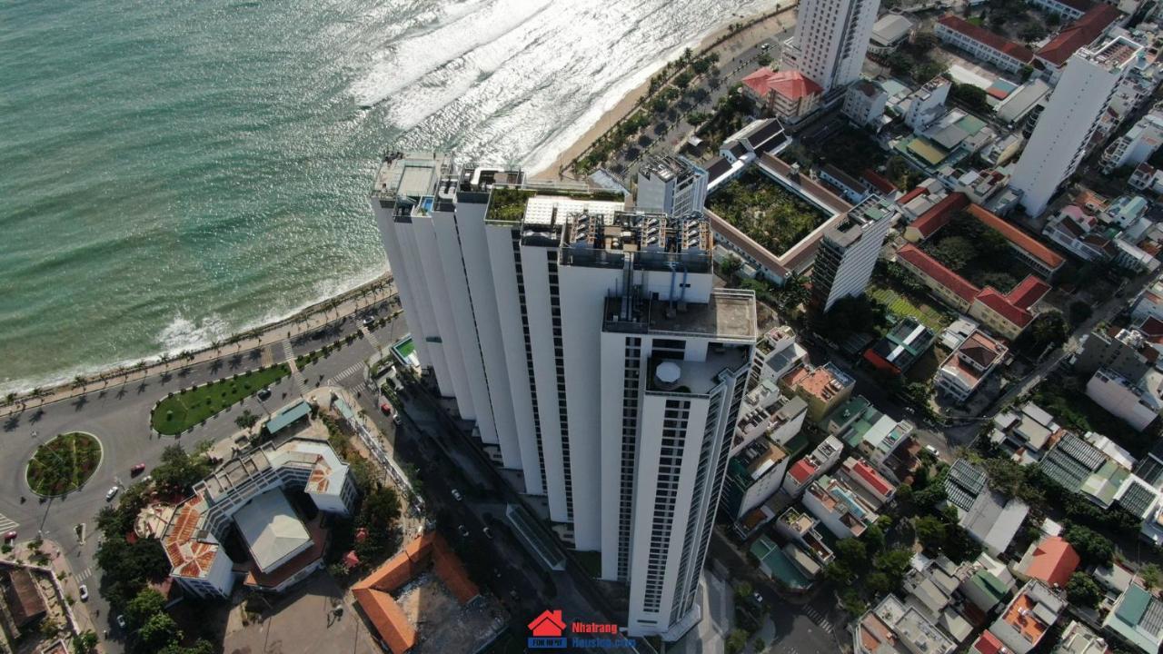 Scenia Bay Oceanfront By Housing Apartment Nha Trang Bagian luar foto