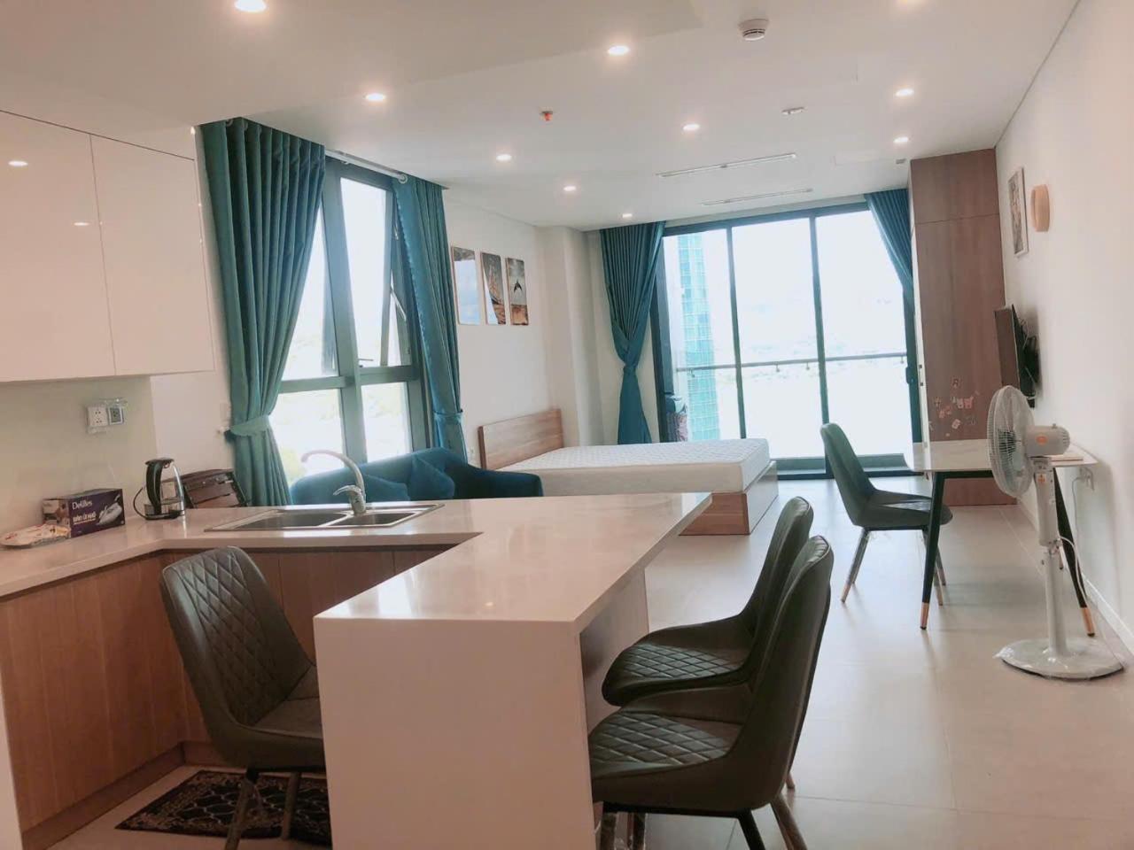 Scenia Bay Oceanfront By Housing Apartment Nha Trang Bagian luar foto