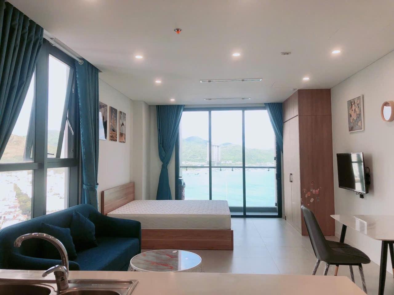 Scenia Bay Oceanfront By Housing Apartment Nha Trang Bagian luar foto
