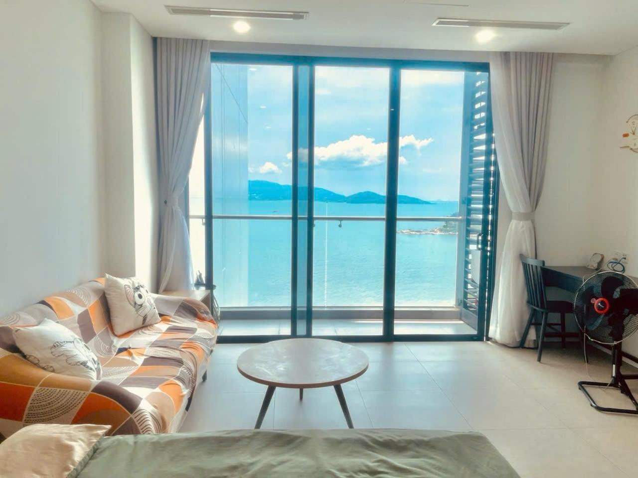 Scenia Bay Oceanfront By Housing Apartment Nha Trang Bagian luar foto