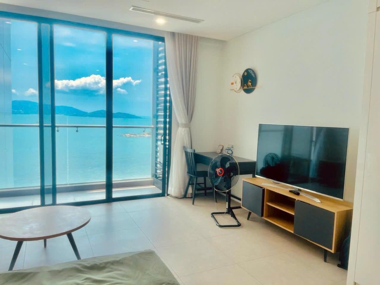 Scenia Bay Oceanfront By Housing Apartment Nha Trang Bagian luar foto