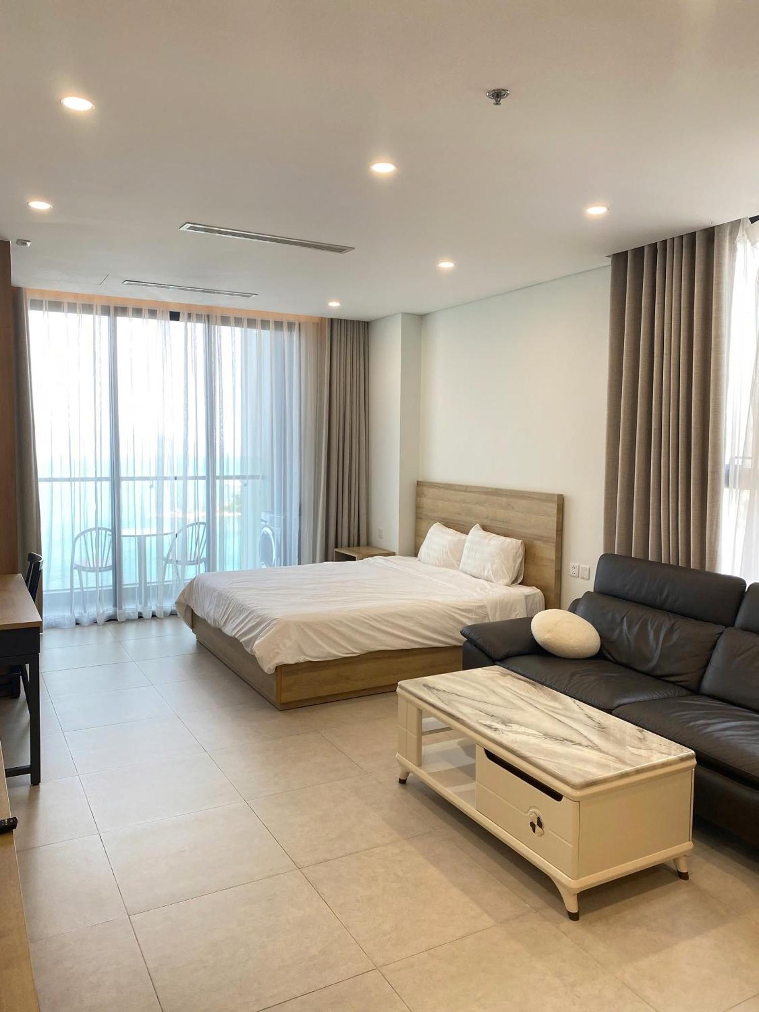 Scenia Bay Oceanfront By Housing Apartment Nha Trang Bagian luar foto