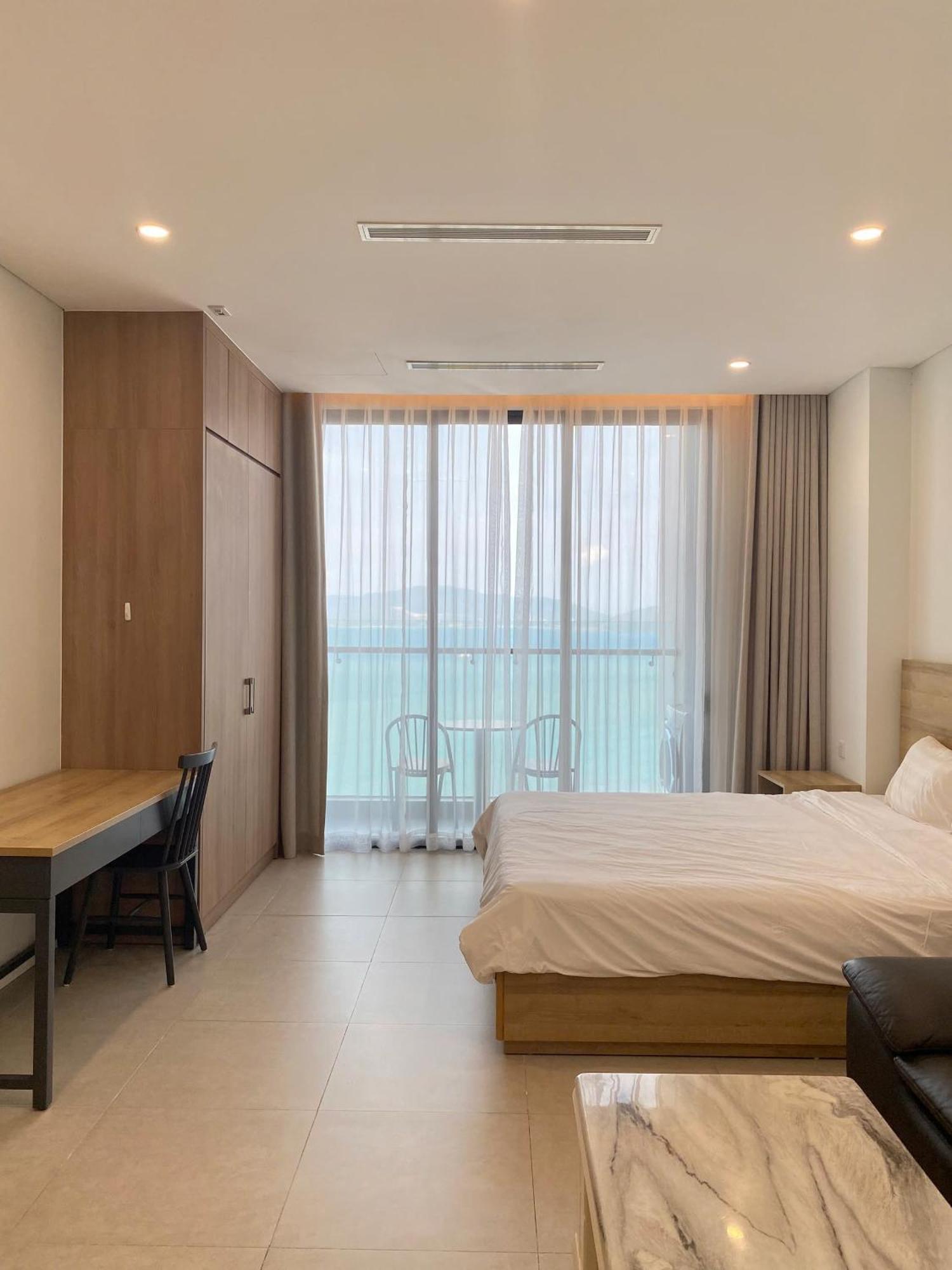 Scenia Bay Oceanfront By Housing Apartment Nha Trang Bagian luar foto